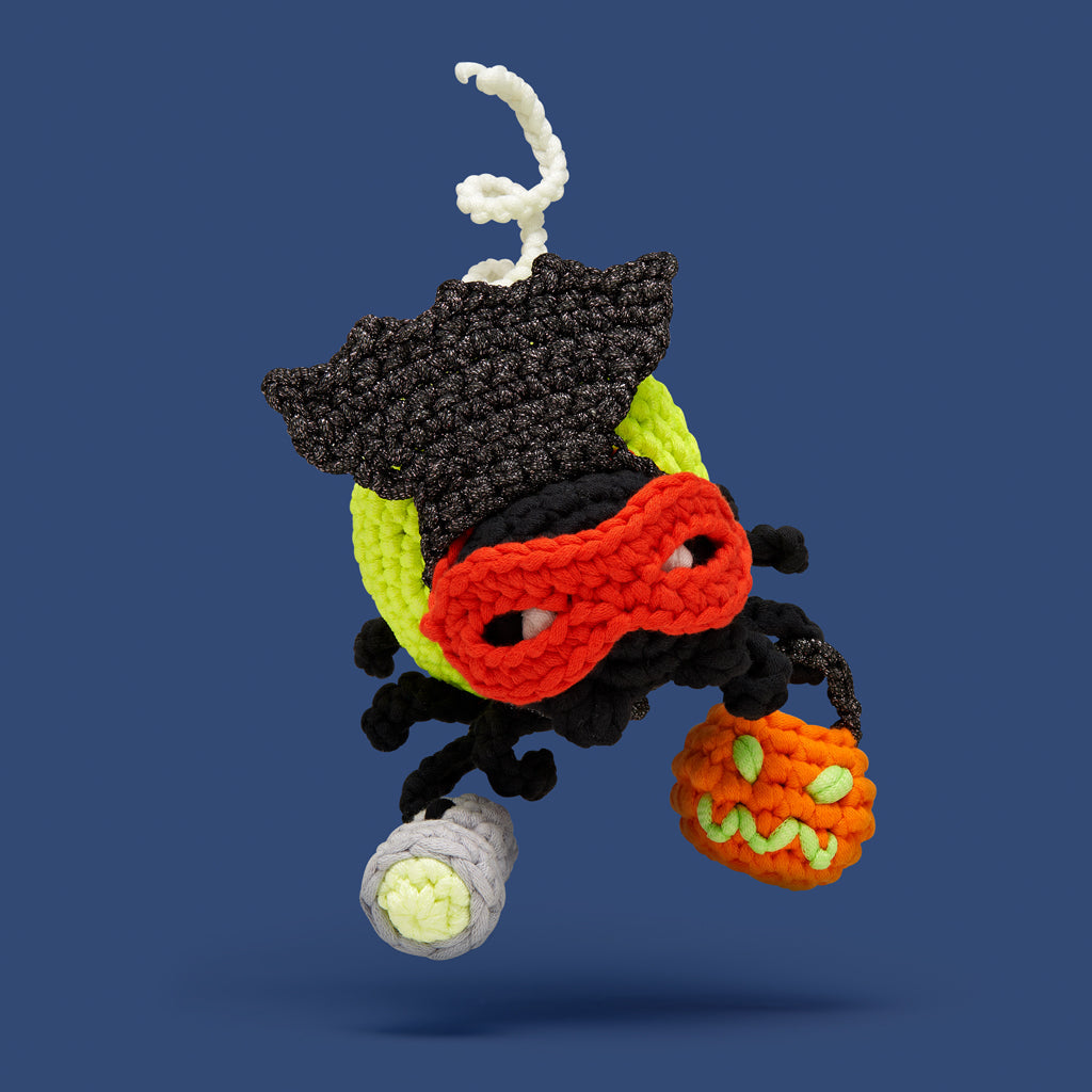 Tiny Halloween Cape Accessory Kit